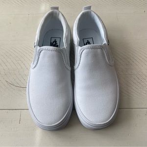 ▪️ NWOT VANS ASHER YOUTH SLIP-ON SHOES WHITE SZ 13